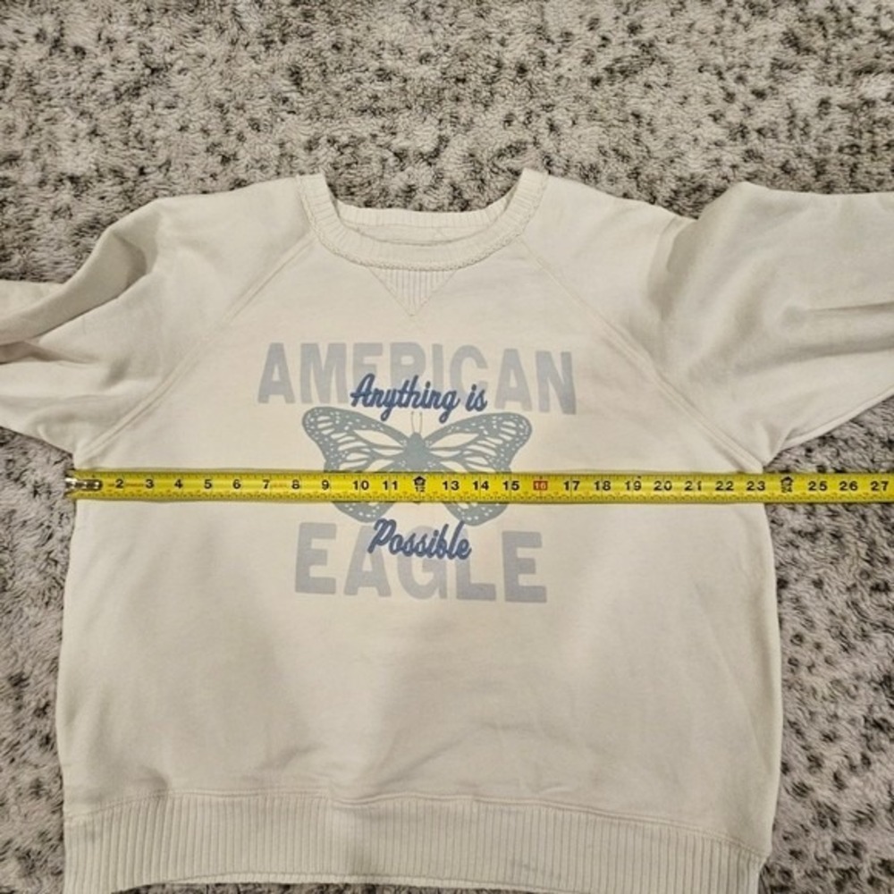 American Eagle Butterfly Graphic Raglan Sweatshirt Cream Womens Medium Relaxed - Picture 7 of 10